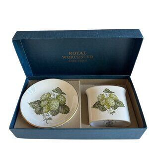 VTG Royal Worcester Green Hop Design Mathon Bone China Vanity Set Gold Rims 1965